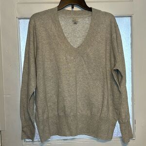 A New Day Women’s Cream Colored Pullover Knit V Neck Sweater Size Large